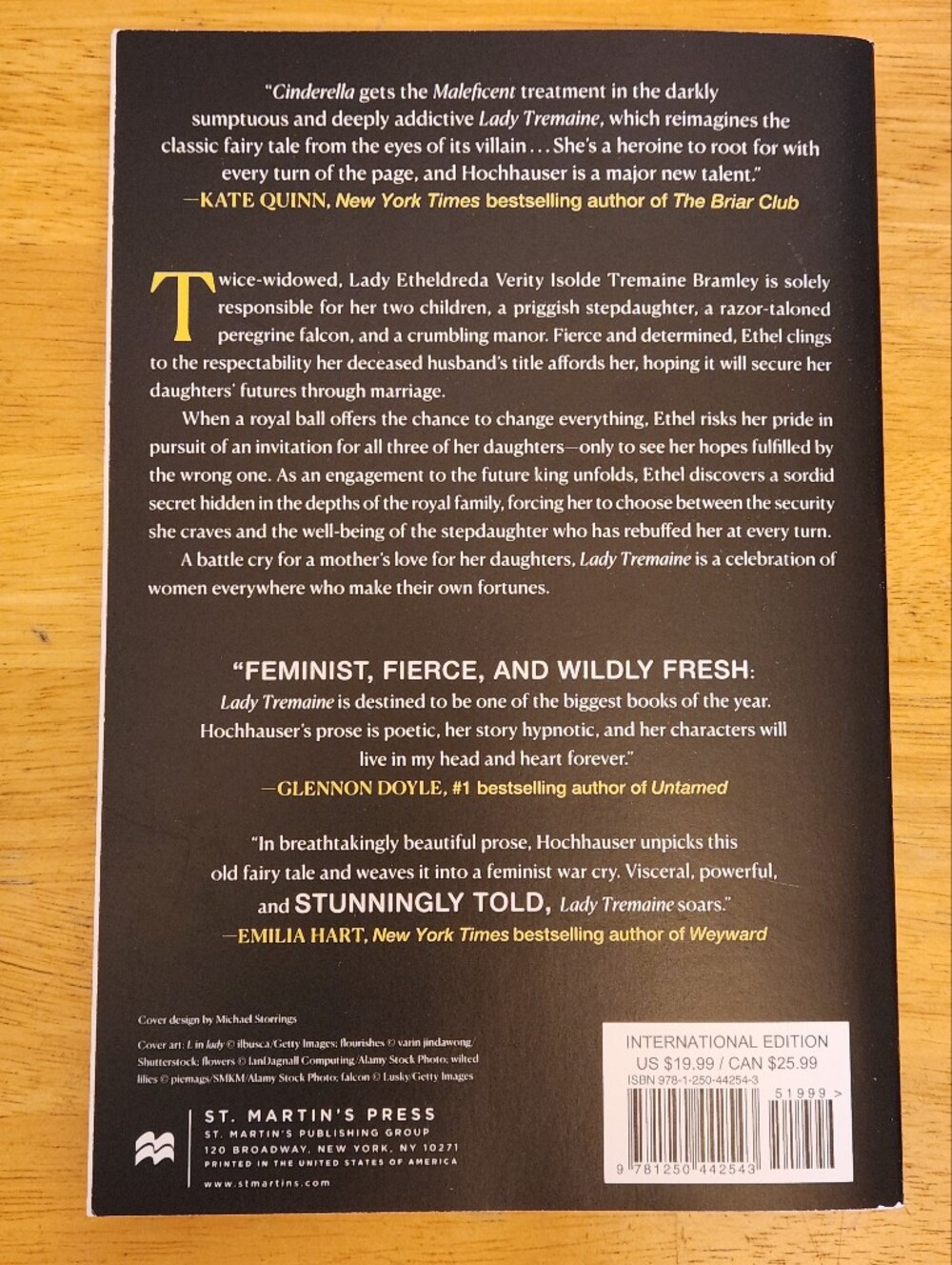 2 Paperback Books Excellent Condition - Picture 6 of 7